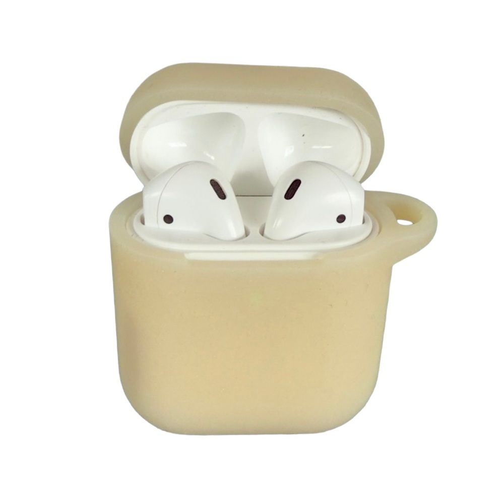 Apple AirPods 2nd Gen Bundle – Charging Case Cord & Silicone Cover - Picture 9 of 11